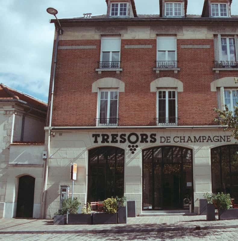 Reims: Tasting of Exceptional Champagnes at Club Trésors de Champagne